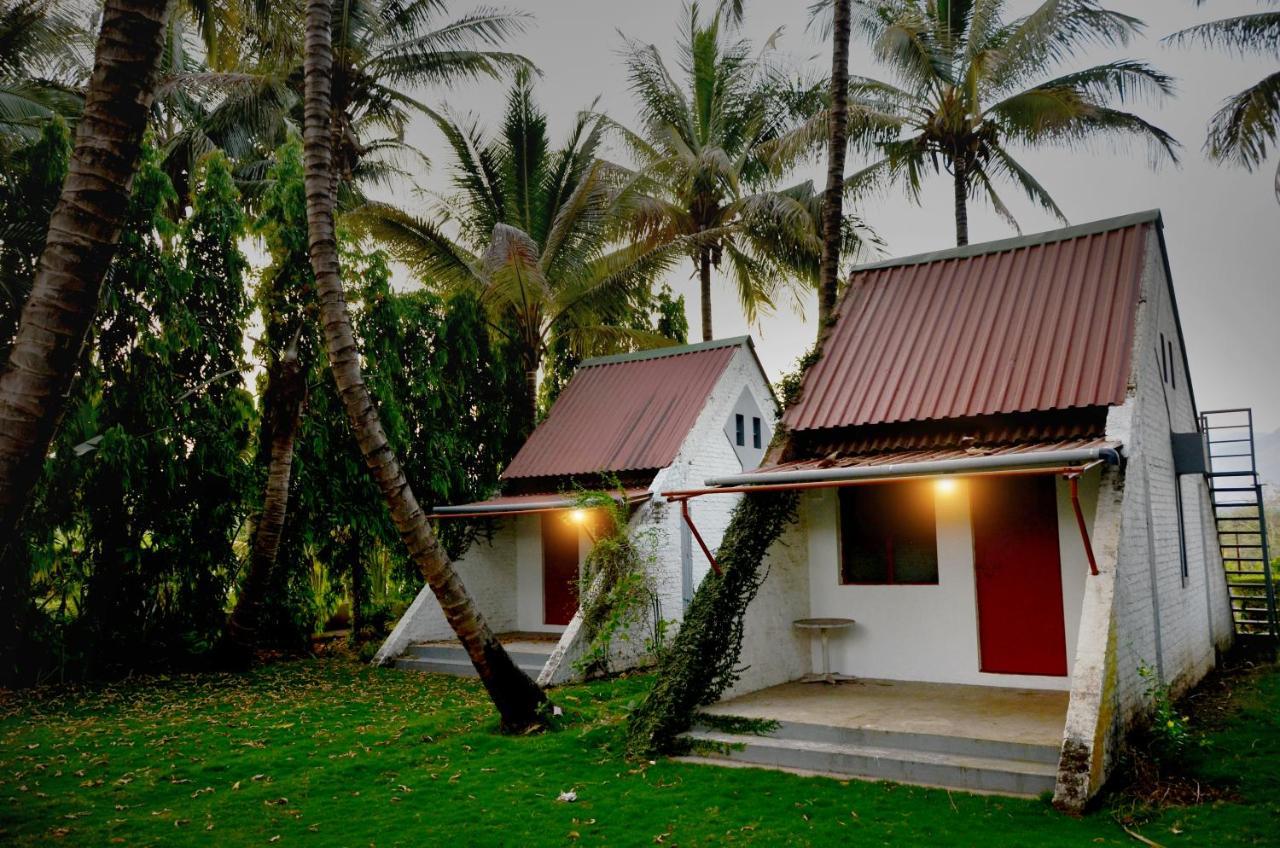 Anandvan Holiday Homes, Wai Exterior photo