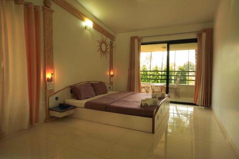 Anandvan Holiday Homes, Wai Exterior photo